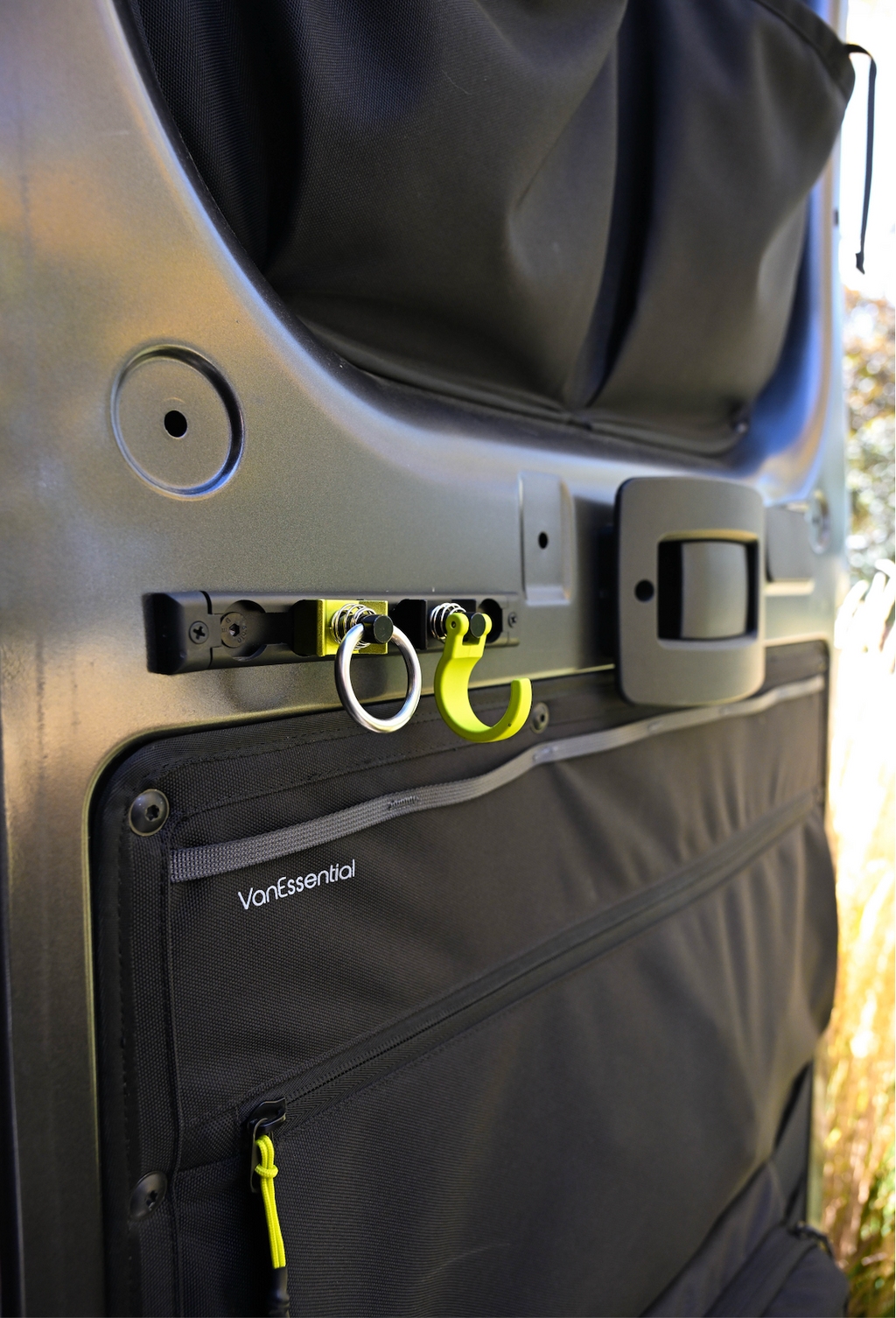 Venture L-Track Adjustable Tie Down Ring (4 Pack)
